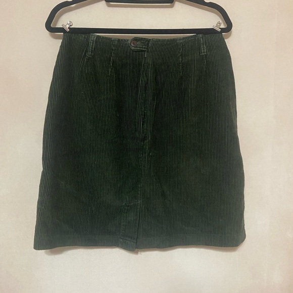 Eddie Bauer EUC hunter green corduroy pocket mini skirt size 12 vintage - Picture 3 of 6